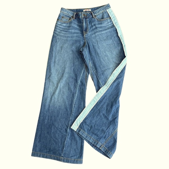 Johnny Was Blanket Stitch Wide Leg Jeans Relaxed Fit Denim Blue Size 28 - Picture 1 of 9